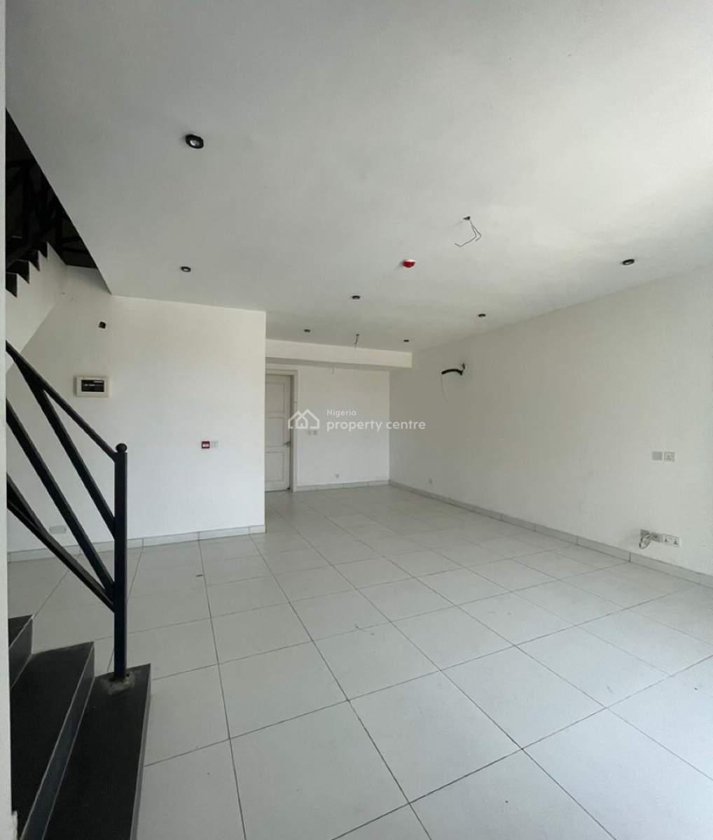 Fully Service 4 Bedroom Terrace Duplex, By Truck, Ologolo, Lekki, Lagos, Terraced Duplex for Rent