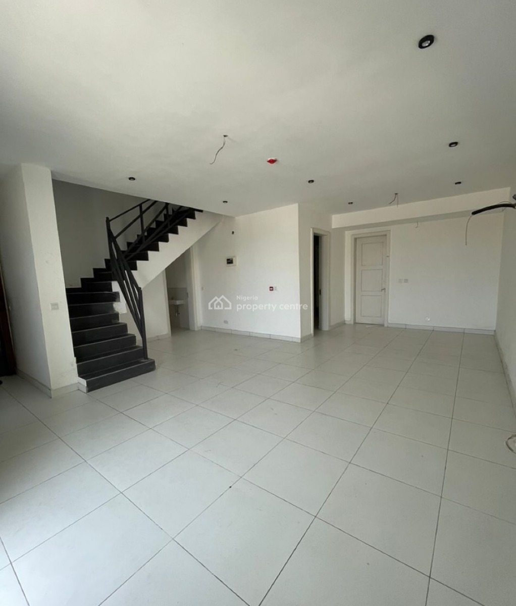 Fully Service 4 Bedroom Terrace Duplex, By Truck, Ologolo, Lekki, Lagos, Terraced Duplex for Rent