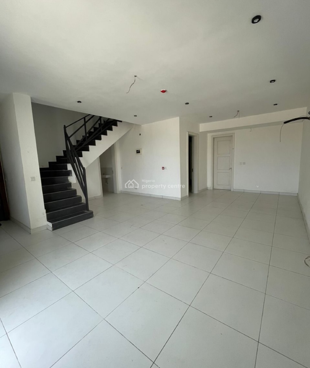 Fully Service 4 Bedroom Terrace Duplex, By Truck, Ologolo, Lekki, Lagos, Terraced Duplex for Rent