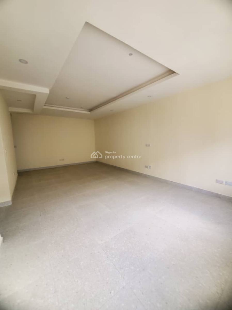 2 Bedroom Maisonette, New Road, Lekki, Lagos, House for Sale