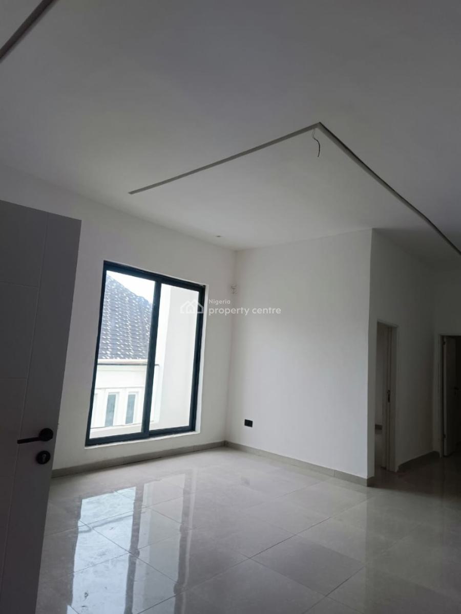 2 Bedrooms Apartment on All Floors of Building with C of O, Off Aro Ologolo Road, Ologolo, Lekki, Lagos, Flat / Apartment for Sale