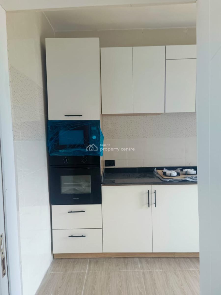 2 Bedrooms Apartment on All Floors of Building with C of O, Off Aro Ologolo Road, Ologolo, Lekki, Lagos, Flat / Apartment for Sale