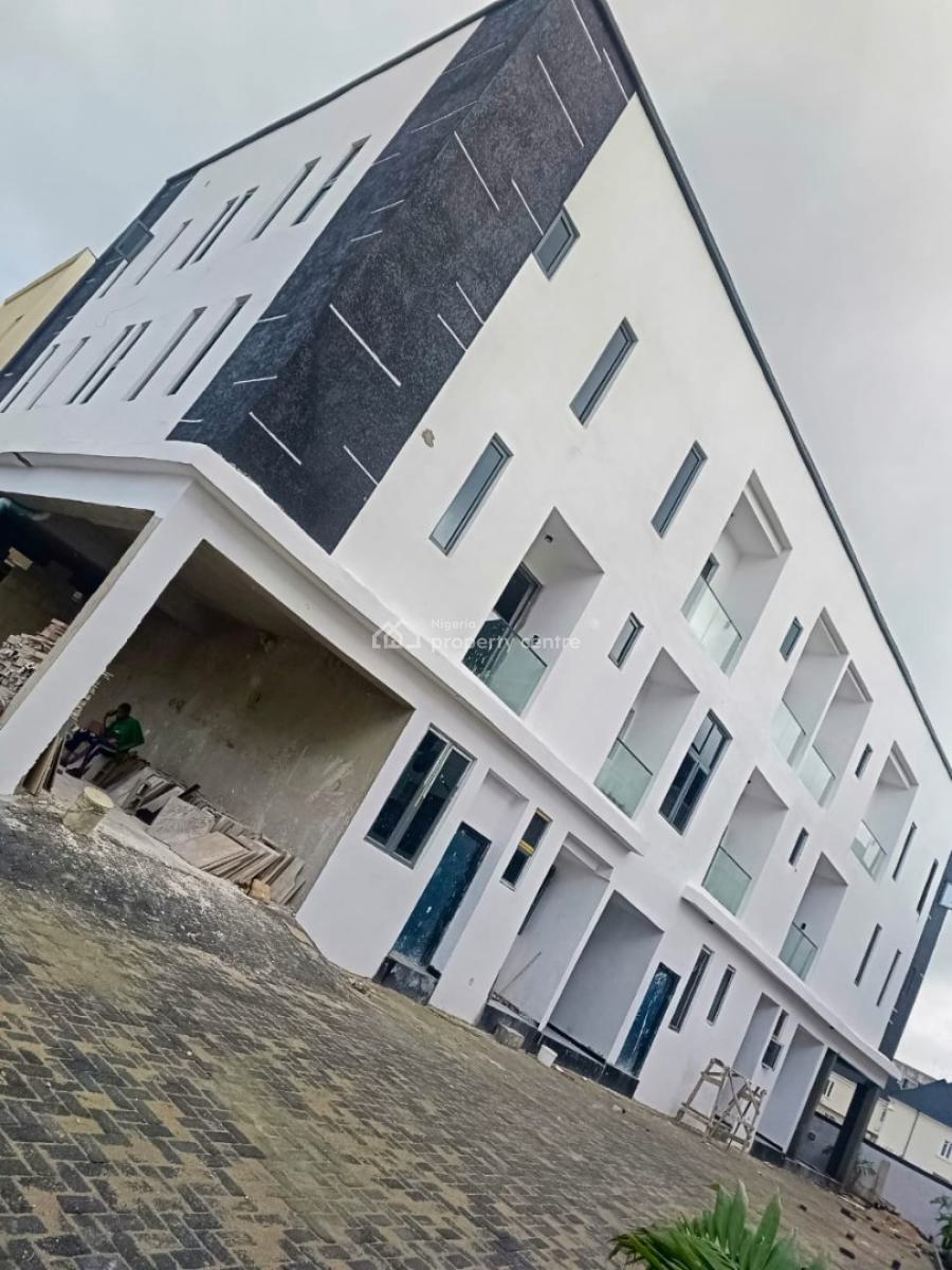 2 Bedroom Apartment on All Floors of Building with C of O, Off Aro Ologolo Road, Ologolo, Lekki, Lagos, Flat / Apartment for Sale