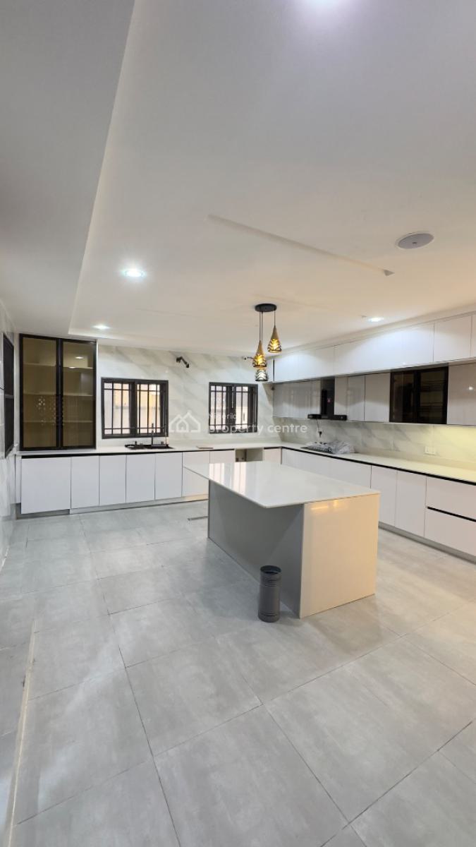 Newly Built 5 Bedroom Detached Mansion + Sitout, Guzape, Guzape District, Abuja, Detached Duplex for Sale