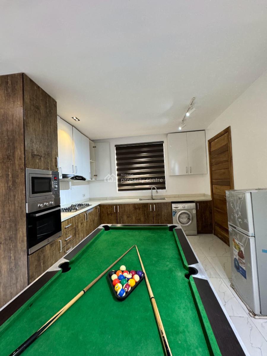 Fully Furnished & Serviced 2 Bedrooms Apartment, Ologolo, Lekki, Lagos, Flat / Apartment for Rent