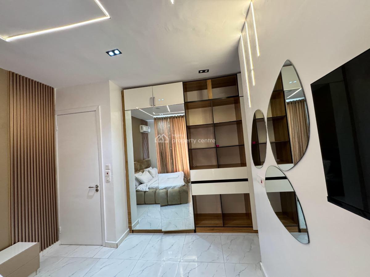 Fully Furnished & Serviced 2 Bedrooms Apartment, Ologolo, Lekki, Lagos, Flat / Apartment for Rent
