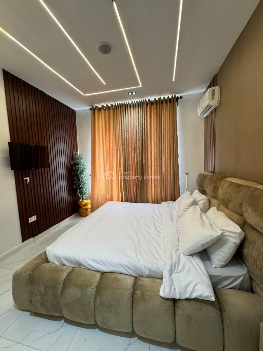 Fully Furnished & Serviced 2 Bedrooms Apartment, Ologolo, Lekki, Lagos, Flat / Apartment for Rent
