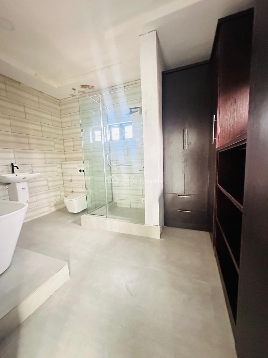Smartly Built 4 Bedroom Fully Detached Duplex with Bq, Magodo, Magodo, Lagos, House for Sale