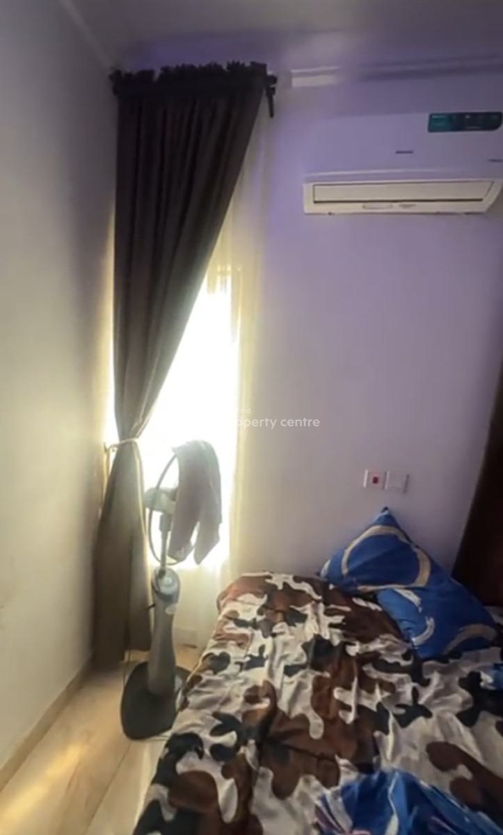 Furnished Room Selfcon (downstairs) Inside a Shared Apartment., Lekki Gardens Scheme 2 Abraham Adesanya, Ajah, Lagos, Self Contain (single Rooms) for Rent