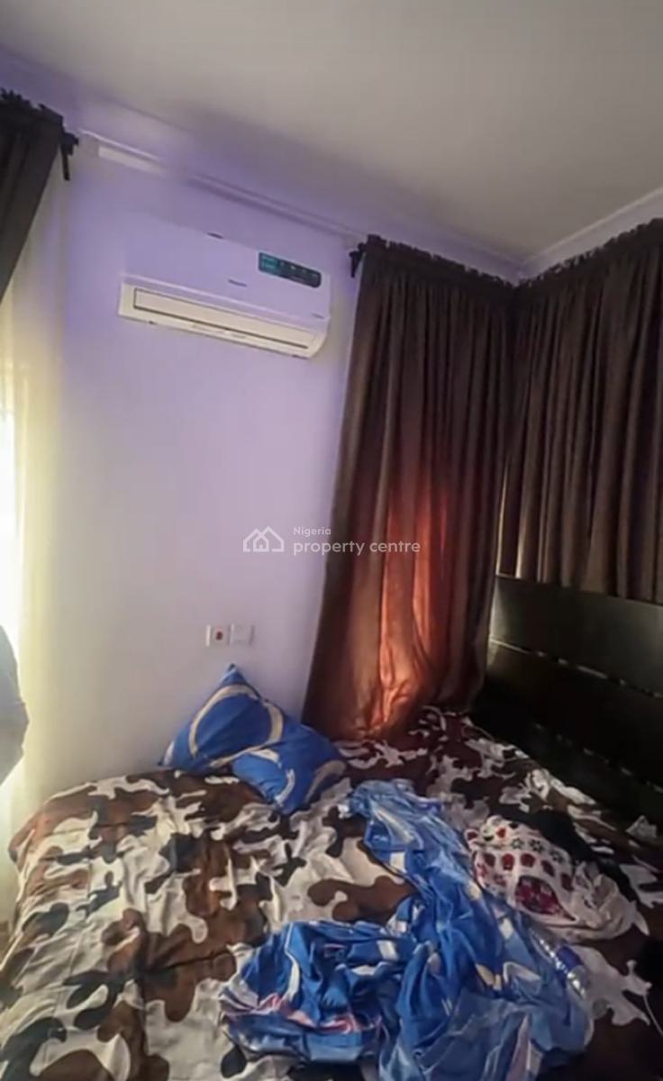 Furnished Room Selfcon (downstairs) Inside a Shared Apartment., Lekki Gardens Scheme 2 Abraham Adesanya, Ajah, Lagos, Self Contain (single Rooms) for Rent