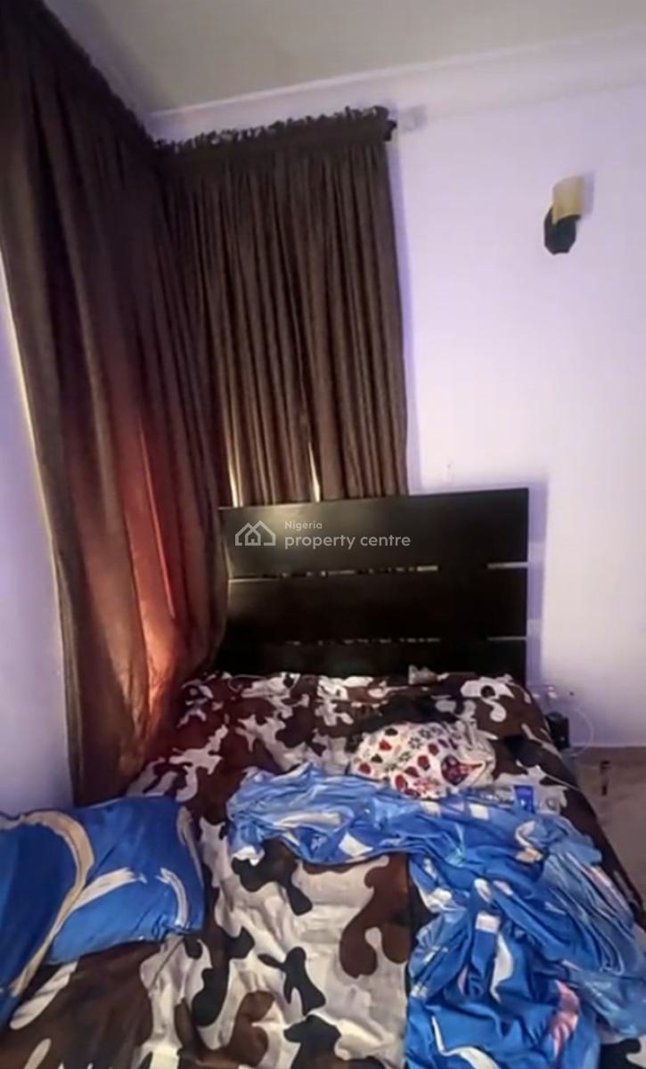 Furnished Room Selfcon (downstairs) Inside a Shared Apartment., Lekki Gardens Scheme 2 Abraham Adesanya, Ajah, Lagos, Self Contain (single Rooms) for Rent