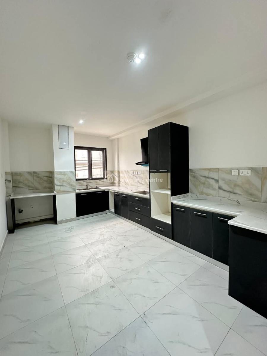 Spacious Well-built 3 Bedroom Apartment with Bq & Elevator, Ikate,lekki, Ikate, Lekki, Lagos, Block of Flats for Sale