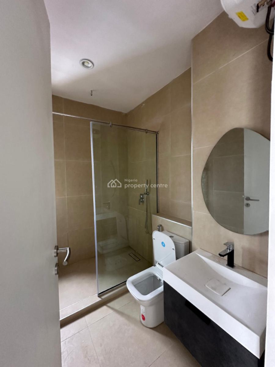 Top-notch Finished Serviced 3 Bedroom Flat with a Room Bq, Lekki Phase 1, Lekki, Lagos, Flat / Apartment for Rent