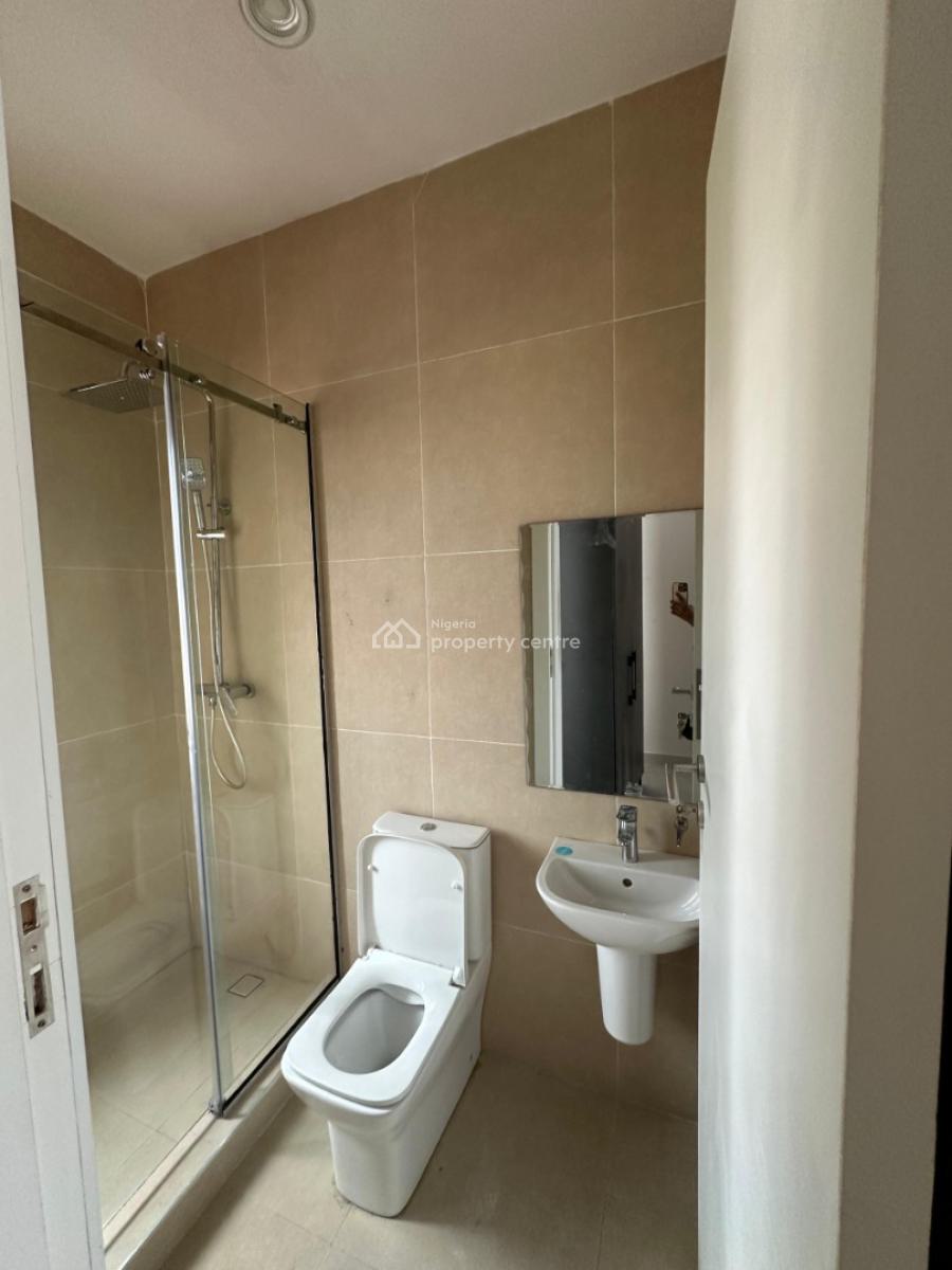 Top-notch Finished Serviced 3 Bedroom Flat with a Room Bq, Lekki Phase 1, Lekki, Lagos, Flat / Apartment for Rent