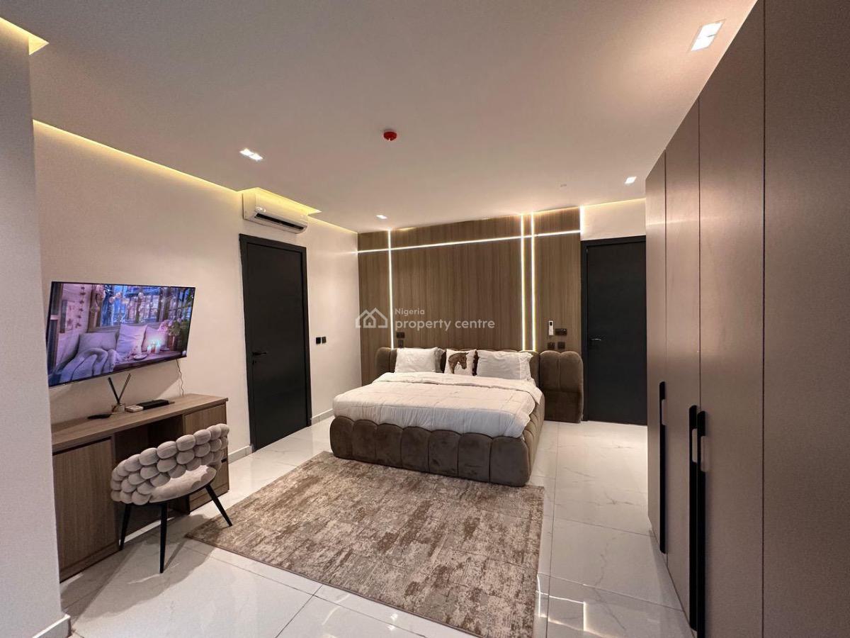Fully Automated Luxurious 2 Bedroom Furnished  Apartment with Pool Gym, Experience True Luxry Living with This Impeccable Apartment., Lekki Phase 1, Lekki, Lagos, Flat / Apartment for Sale
