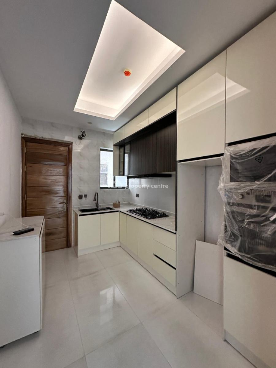 Exquisitely Finished Serviced 2 Bedroom Flat, Lekki Phase 1, Lekki, Lagos, Flat / Apartment for Sale