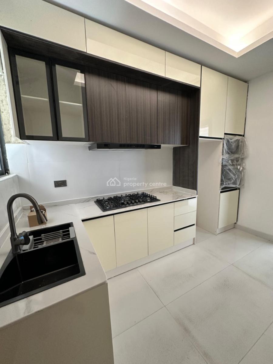 Exquisitely Finished Serviced 2 Bedroom Flat, Lekki Phase 1, Lekki, Lagos, Flat / Apartment for Sale