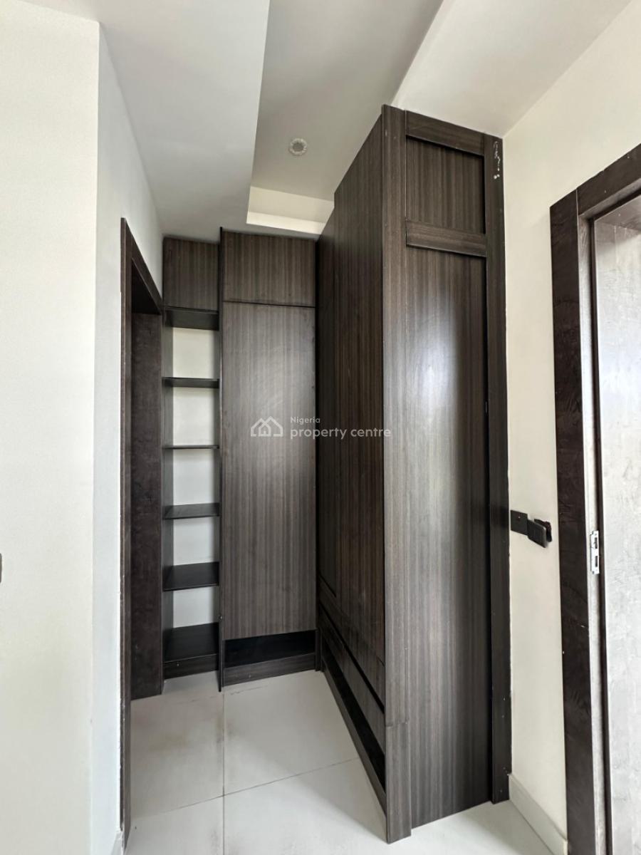 Exquisitely Finished Serviced 2 Bedroom Flat, Lekki Phase 1, Lekki, Lagos, Flat / Apartment for Sale