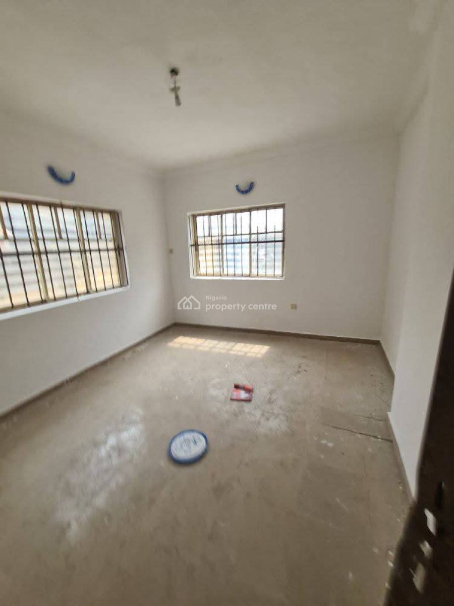 2 Bedrooms Apartment, Palmgrove, Ilupeju, Lagos, Flat / Apartment for Rent