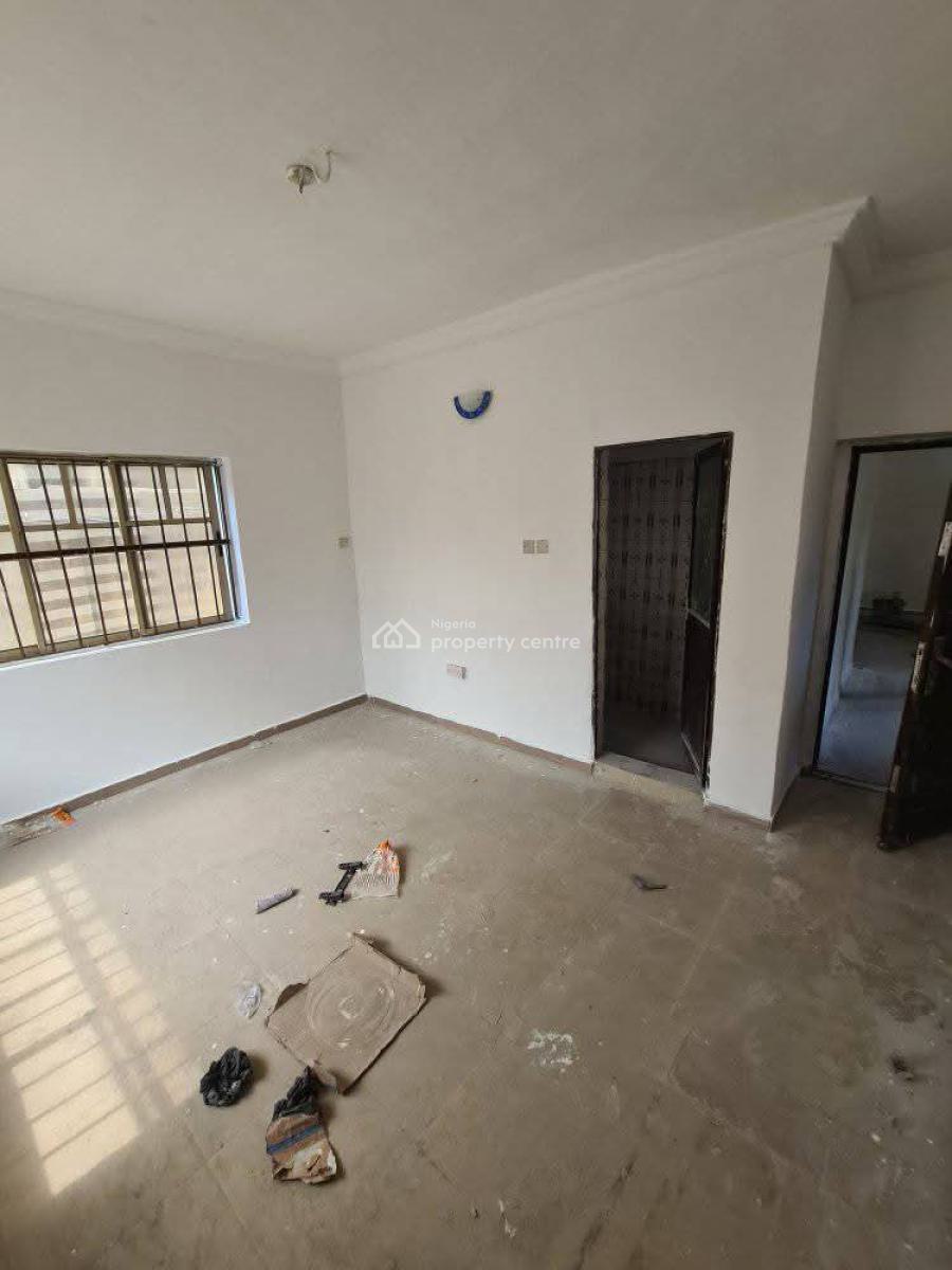 2 Bedrooms Apartment, Palmgrove, Ilupeju, Lagos, Flat / Apartment for Rent