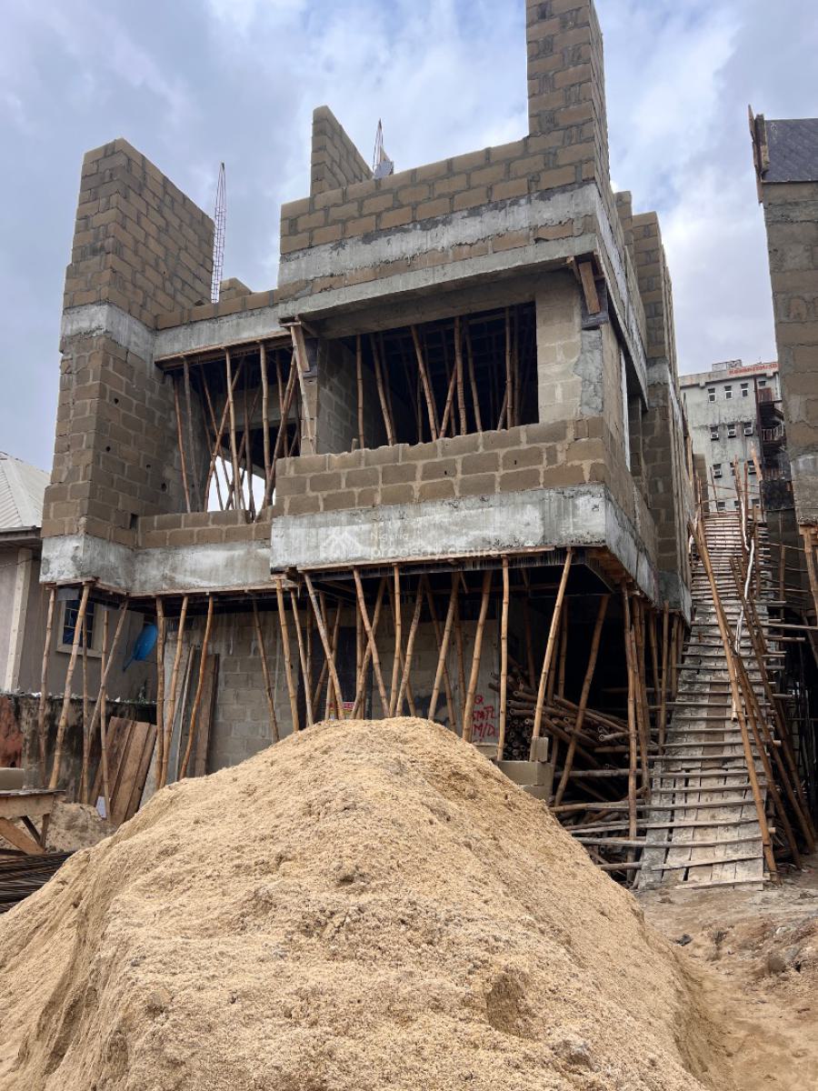 Own a 1 Bedroom Apartment with Yield High Investment Value, Own a 1 Bedroom Apartment with Yield High Rental Value, Yaba, Lagos, Flat / Apartment for Sale
