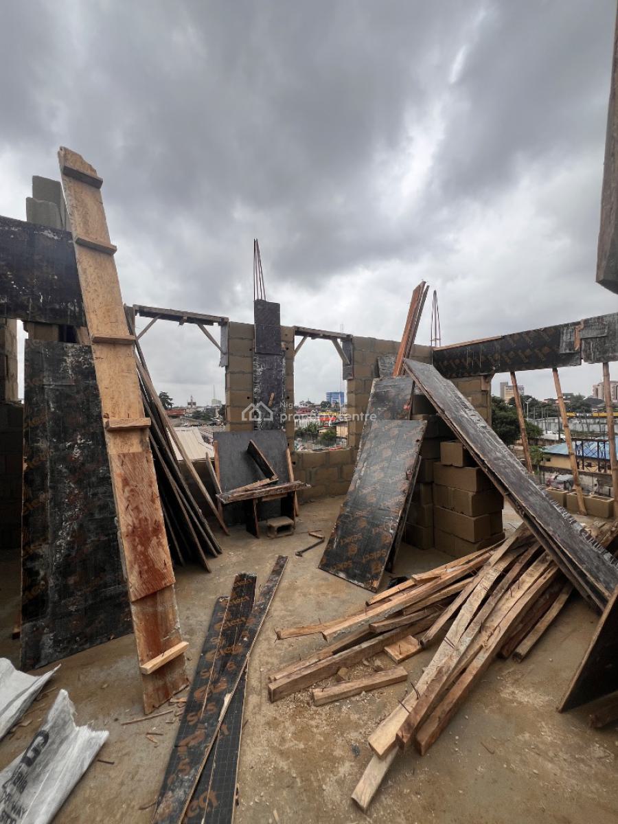 Own a 1 Bedroom Apartment with Yield High Investment Value, Own a 1 Bedroom Apartment with Yield High Rental Value, Yaba, Lagos, Flat / Apartment for Sale