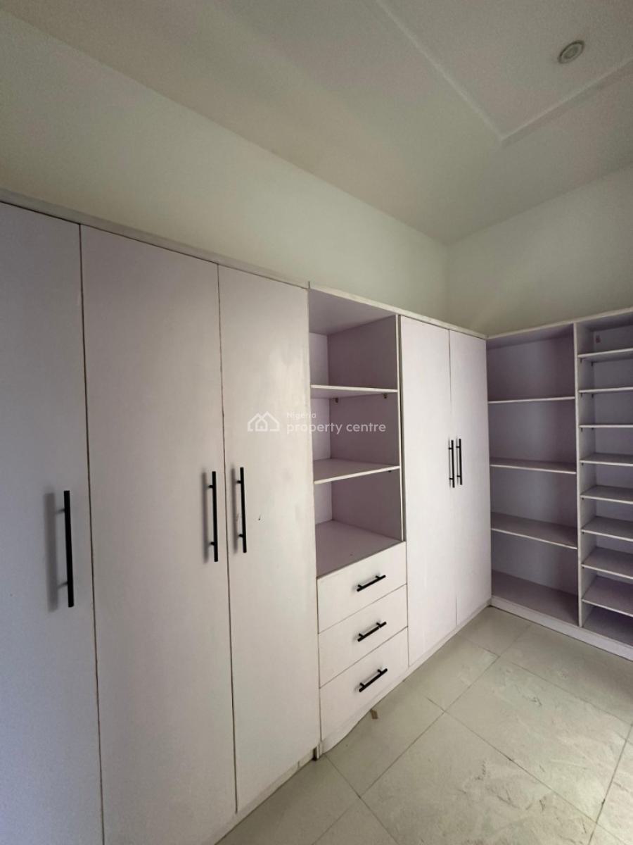 2bedroom Apartment with Elevator, Gym and Pool, Ikate, Lekki, Lagos, Flat / Apartment for Sale