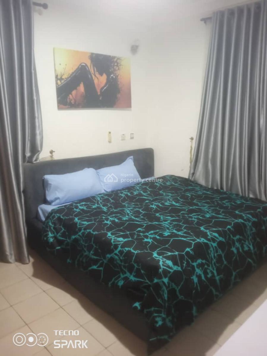 3 Bedroom Luxury Monthly Paid Apartment, Off Freedom Way, Lekki Phase 1, Lekki, Lagos, Flat / Apartment for Rent
