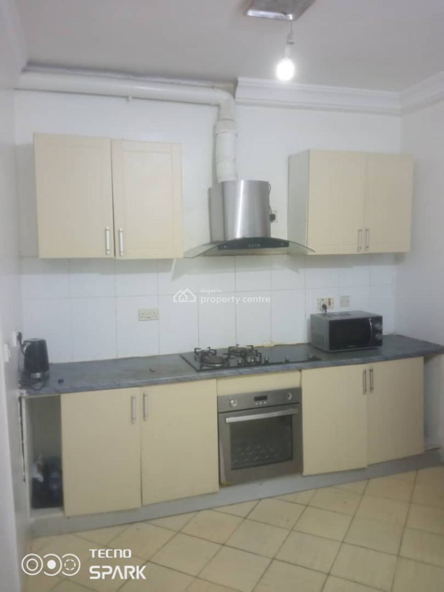 3 Bedroom Luxury Monthly Paid Apartment, Off Freedom Way, Lekki Phase 1, Lekki, Lagos, Flat / Apartment for Rent