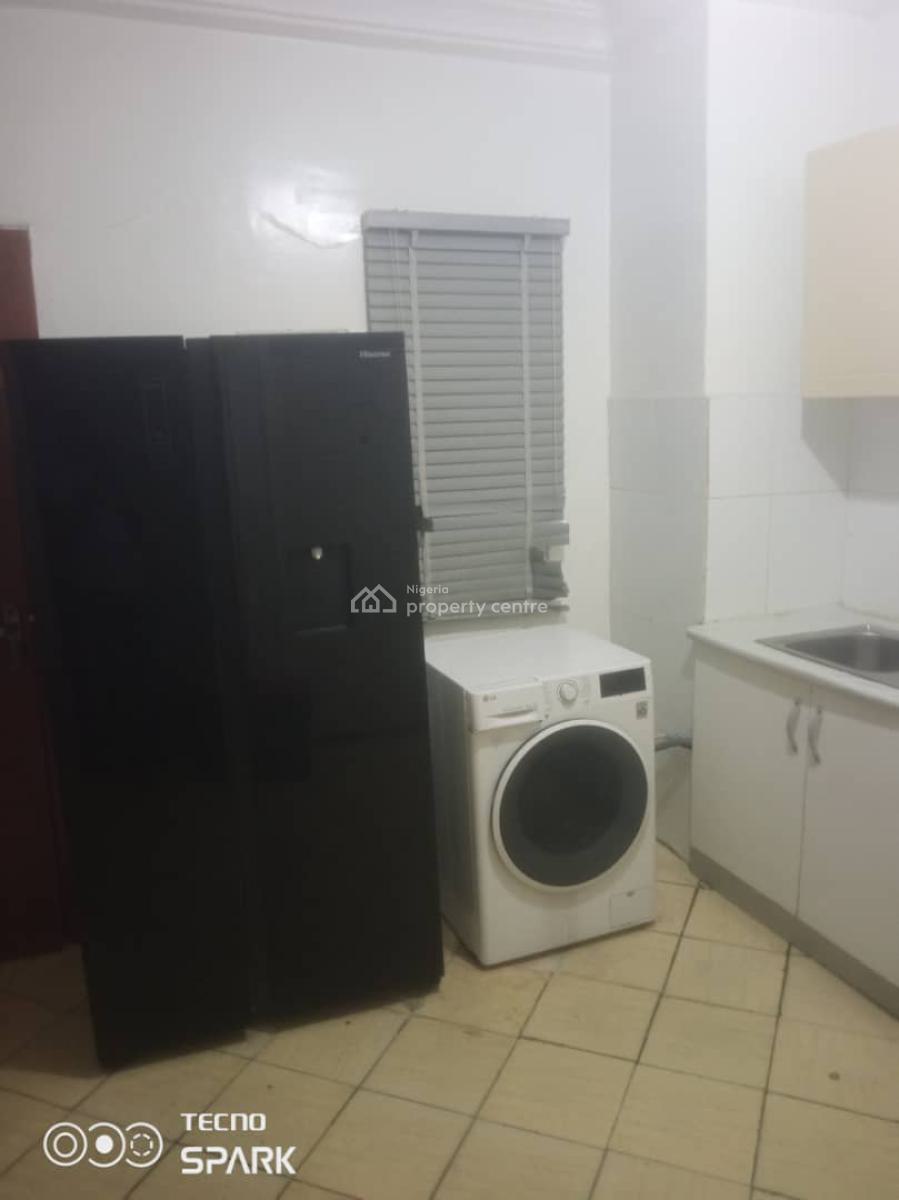 3 Bedroom Luxury Monthly Paid Apartment, Off Freedom Way, Lekki Phase 1, Lekki, Lagos, Flat / Apartment for Rent