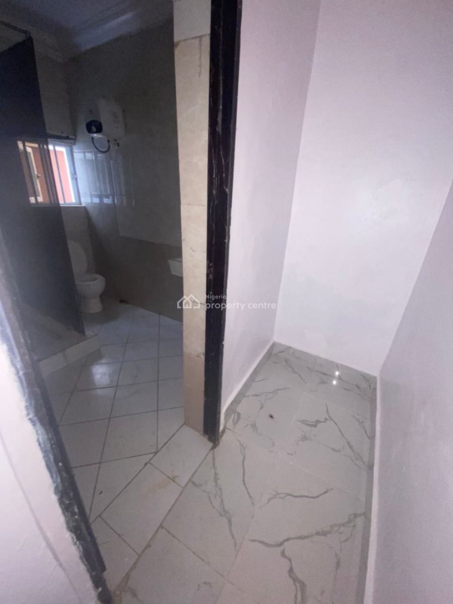 2 Bedroom Apartment Available in Bera Estate, Bera Estate, Chevron, Lekki, Lagos, Flat / Apartment for Rent