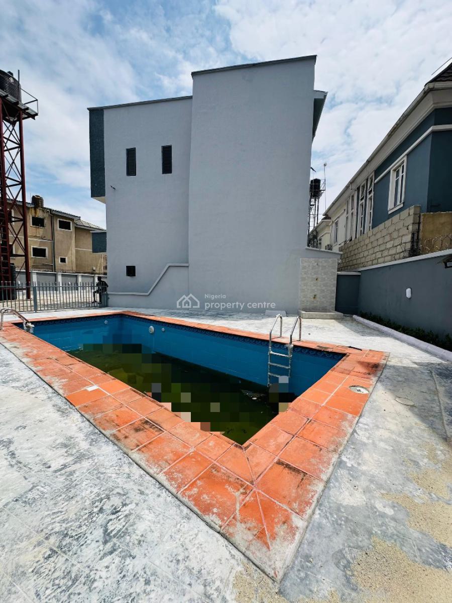 an Alluring 4 Bedroom Terraced  Duplex with Bq, Ologolo, Ologolo, Lekki, Lagos, Terraced Duplex for Sale