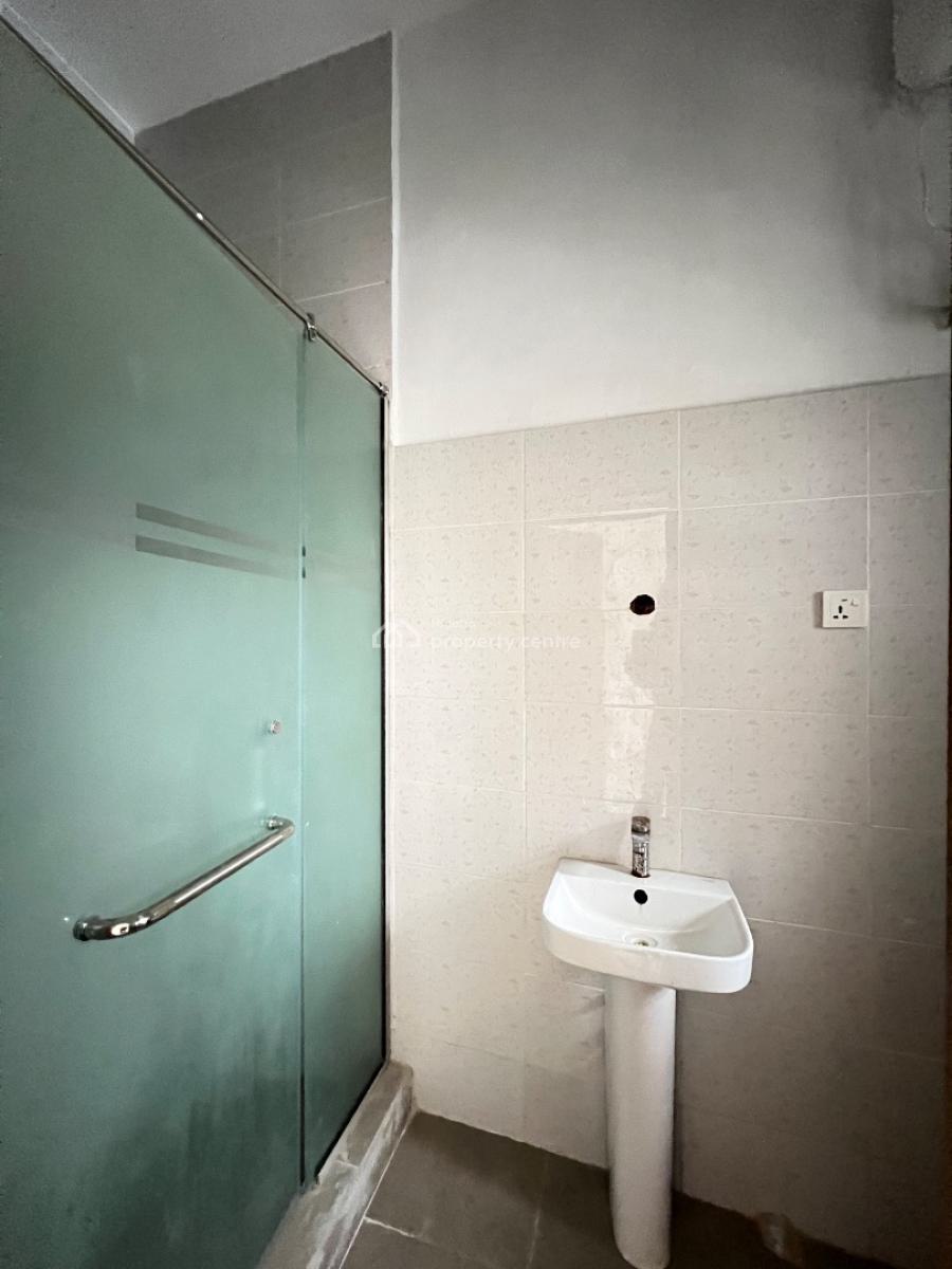 Contemporary 2 Bedroom Suitable for Investment, Freedom Way, Lekki Phase 1, Lekki, Lagos, Block of Flats for Sale