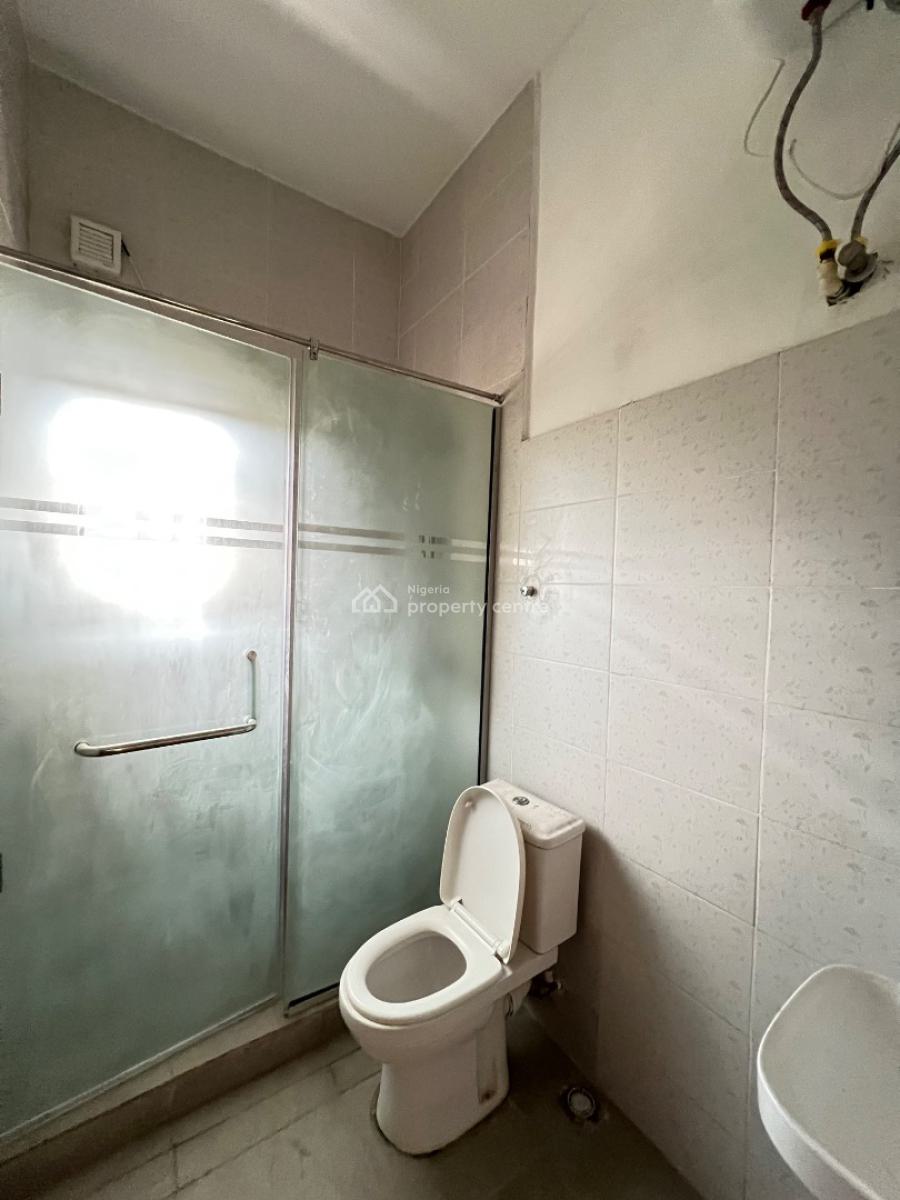 Contemporary 2 Bedroom Suitable for Investment, Freedom Way, Lekki Phase 1, Lekki, Lagos, Block of Flats for Sale