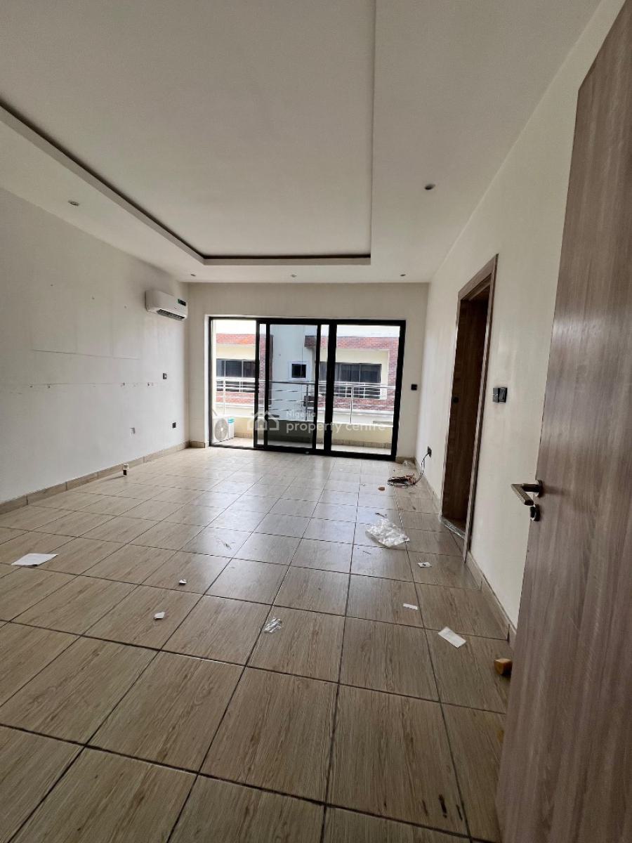 Family Friend 4 Bedroom Terraced Duplex with Pool Gym and Bq, Lekki Phase 1, Lekki, Lagos, Terraced Duplex for Sale