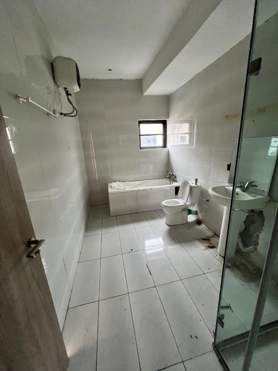 Family Friend 4 Bedroom Terraced Duplex with Pool Gym and Bq, Lekki Phase 1, Lekki, Lagos, Terraced Duplex for Sale