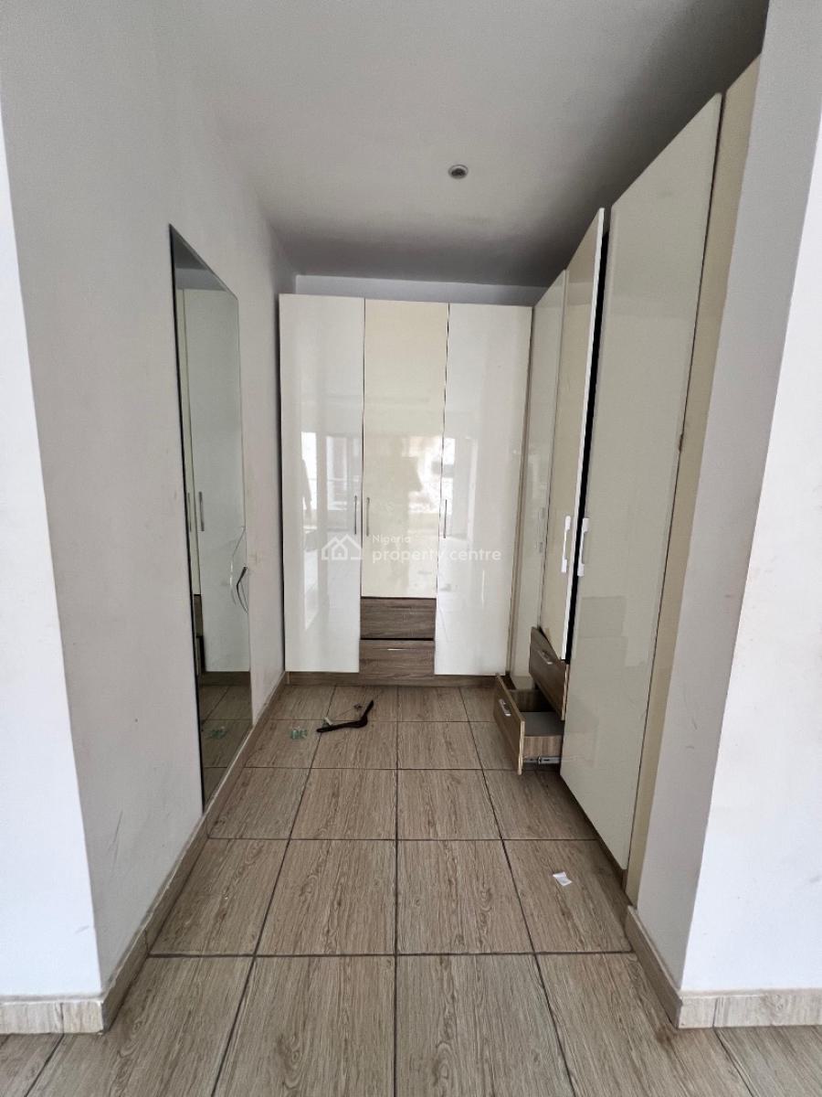 Family Friend 4 Bedroom Terraced Duplex with Pool Gym and Bq, Lekki Phase 1, Lekki, Lagos, Terraced Duplex for Sale