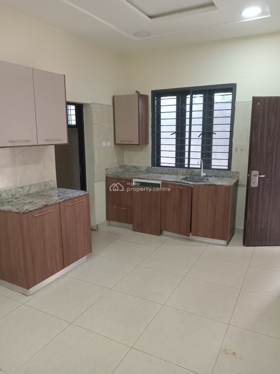 a Well-built New 4 Bedroom Terrace Duplex + 1 Bq, Mabushi, Abuja, Terraced Duplex for Rent