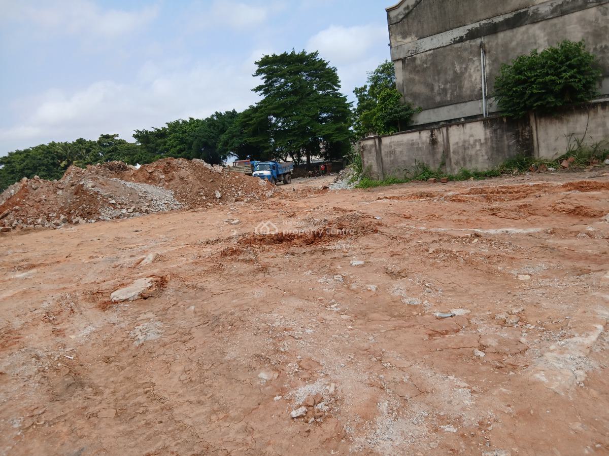 a Bareland of 10,000 Square Meters, Adekunle, Yaba, Lagos, Residential Land for Sale