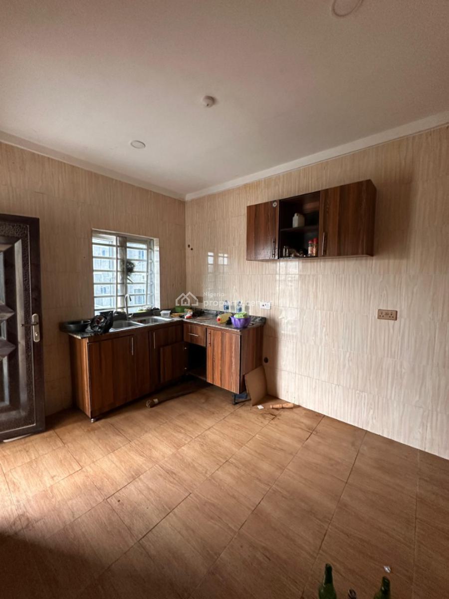 Well Finished 2bedroom Flat, Close to Beger Yard Lifecamp, Life Camp, Abuja, Flat / Apartment for Rent