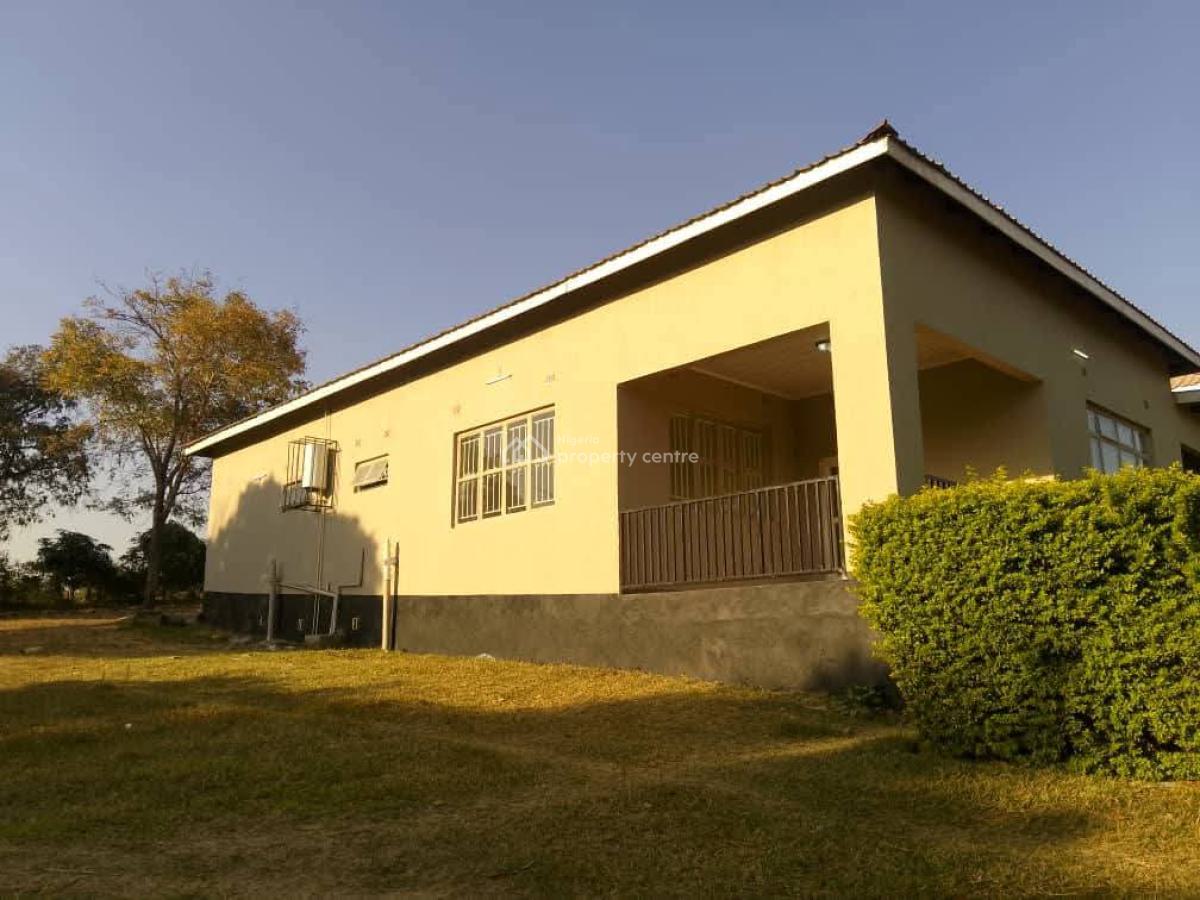 3 Bedroom Bungalow, Mushin, Lagos, Detached Bungalow for Sale