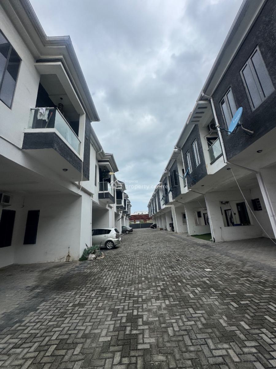 Fully Service 4 Bedroom Duplex Terrace Very Spacious with Pool Gym, Orchid Road Lekki Before Round About, Lekki, Lagos, Terraced Duplex for Rent