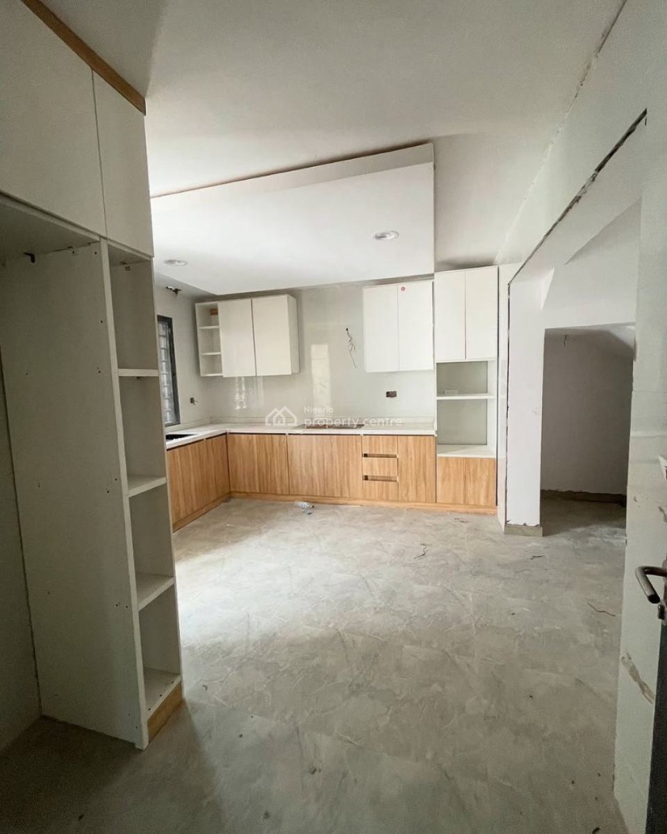 4 Bedroom Terrace Duplex, Platinum Way, Lekki Phase 1, Lekki, Lagos, Terraced Duplex for Rent