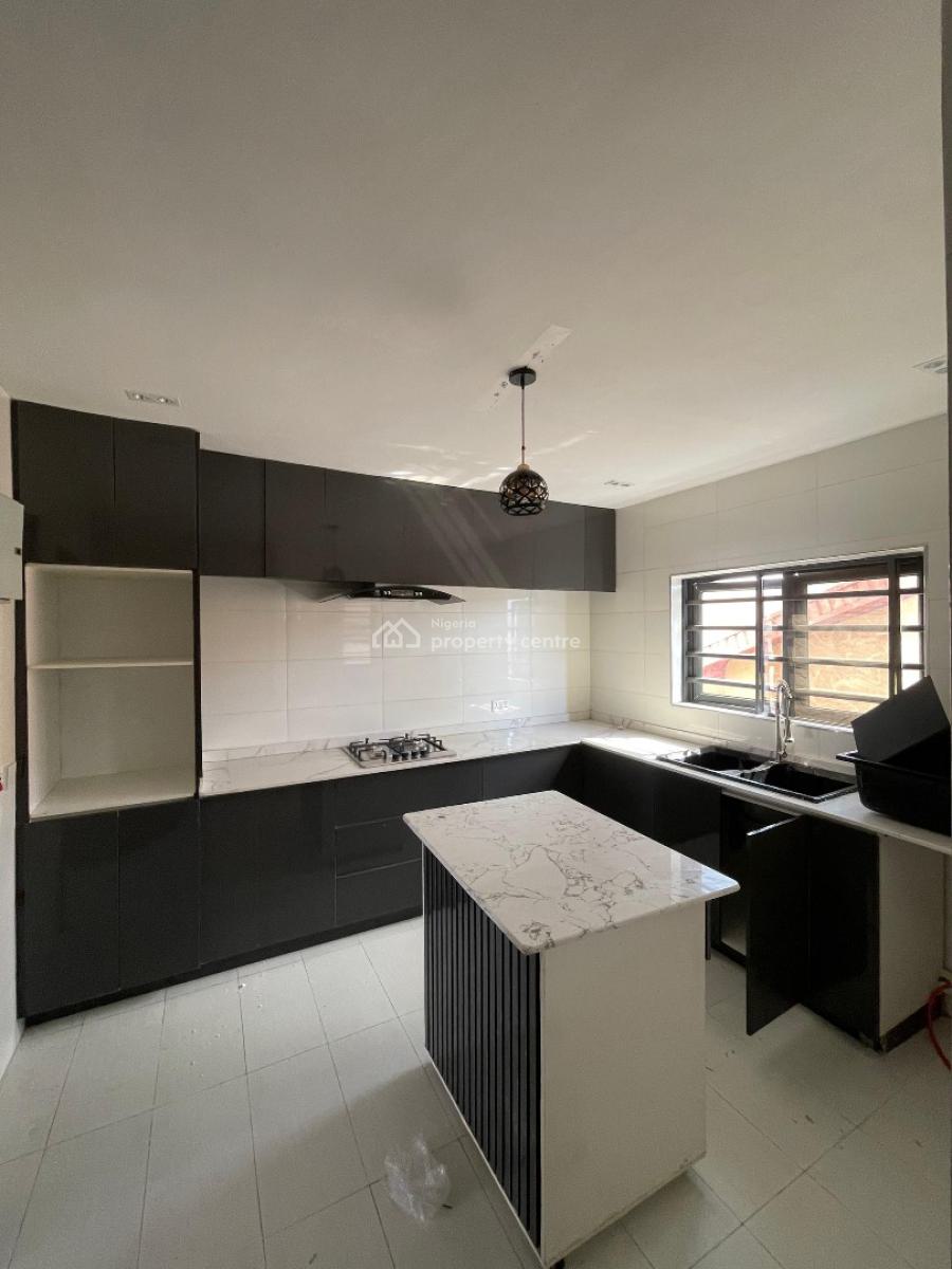 Luxurious 3 Bedroom Apartment Within a Secured Environment, Agungi, Lekki, Lagos, Flat / Apartment for Sale