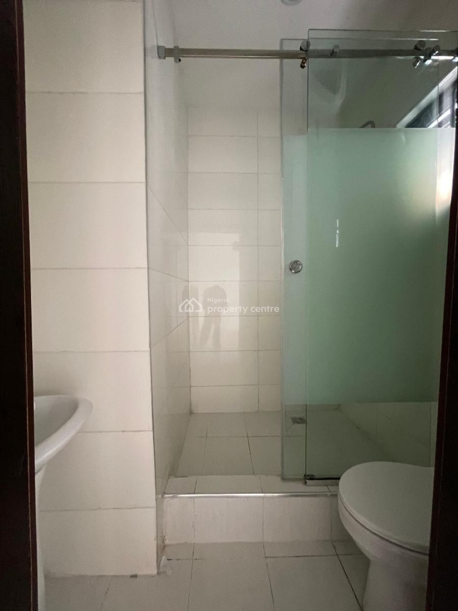 Luxurious 3 Bedroom Apartment Within a Secured Environment, Agungi, Lekki, Lagos, Flat / Apartment for Sale