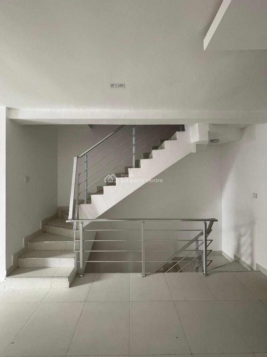 Luxurious 3 Bedroom Apartment Within a Secured Environment, Agungi, Lekki, Lagos, Flat / Apartment for Sale