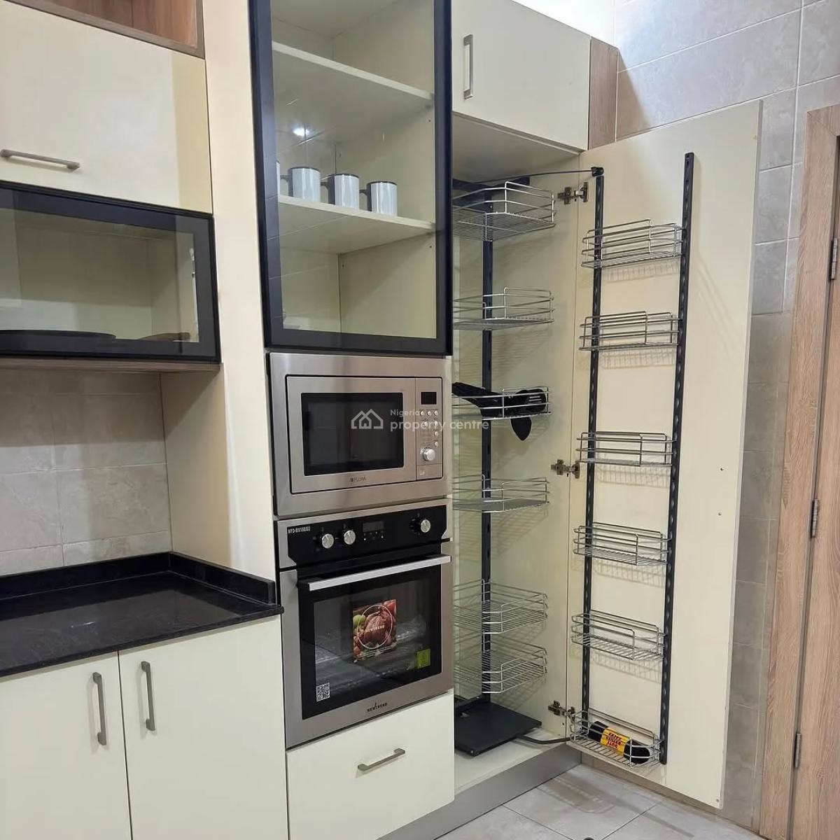 Yyyyyyyuy, Ikotun, Lagos, Flat / Apartment Joint Venture