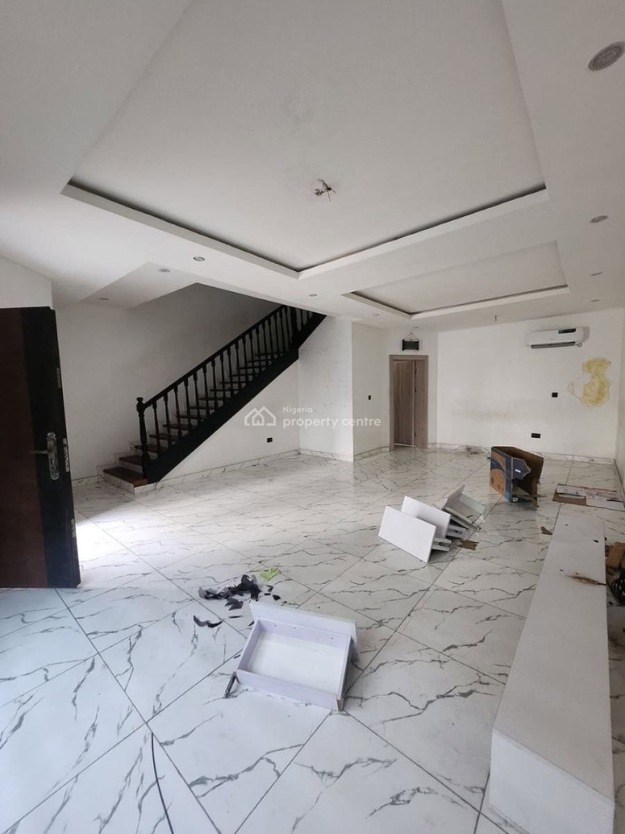 4 Bedroom Terrace Duplex with Bq with Swimming Pool, Off Admiralty Way, Lekki Phase 1, Lekki, Lagos, Terraced Duplex for Rent
