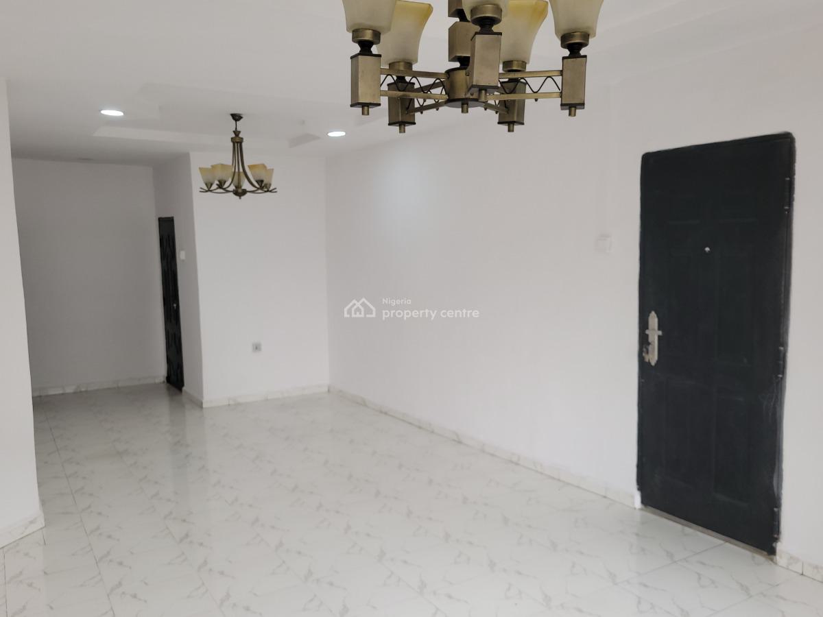 Newly Renovated 3 Bedroom Flat, Off Kilo Busstop, Surulere, Lagos, Flat / Apartment for Rent