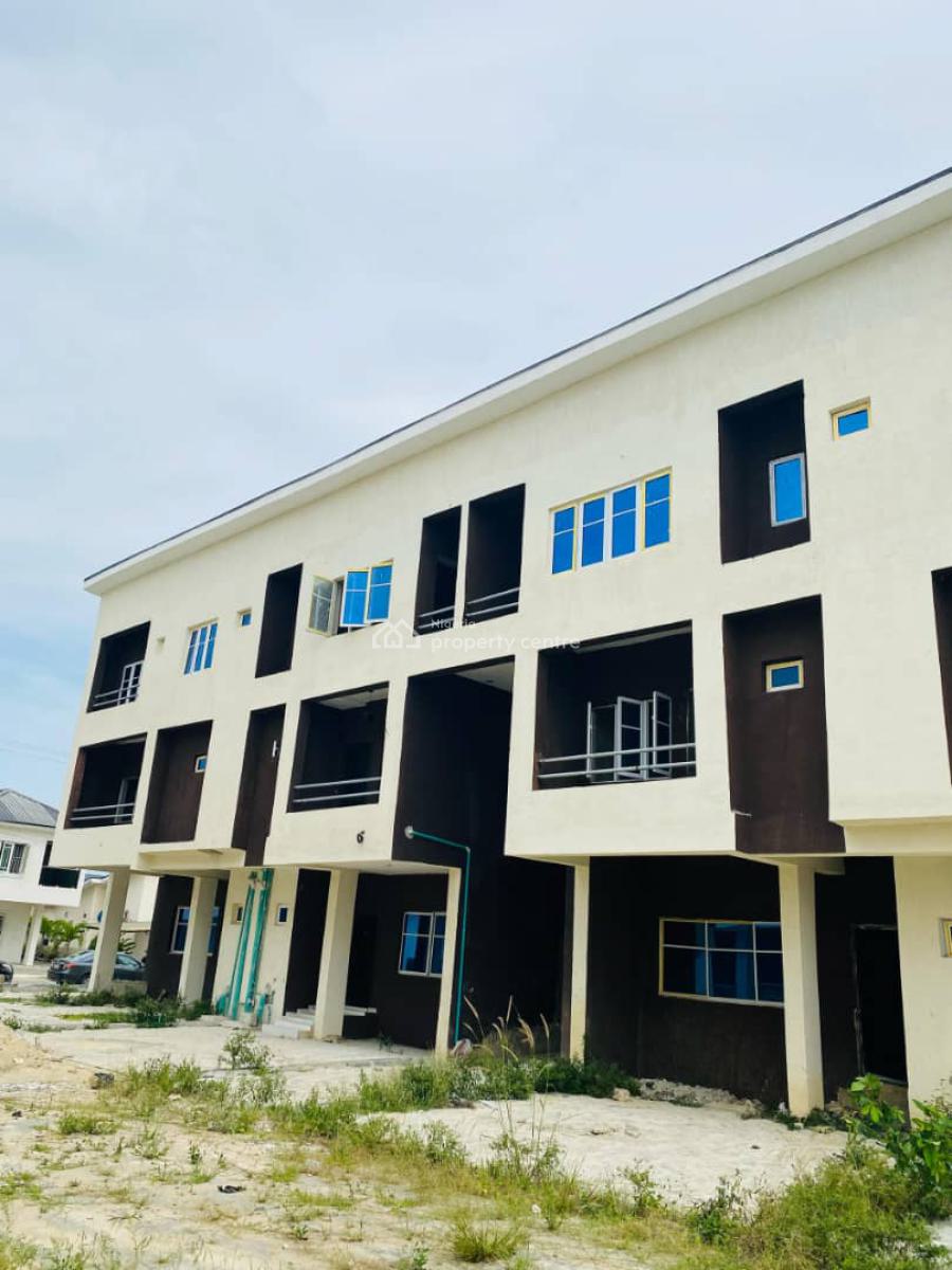 2 Bedroom Maisonette Duplex and Bq, Meridian Park Estate, Lekki Gardens Phase 5, General Paint, Ajah, Lagos, House for Sale